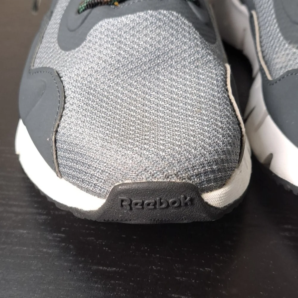 Reebok Zig Dynamica Running Shoes Big Kids 5.5 or Women's 7.5 24cm - Picture 12 of 17
